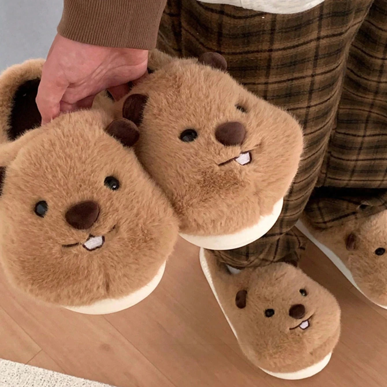 Indoor Cozy Beaver Slippers