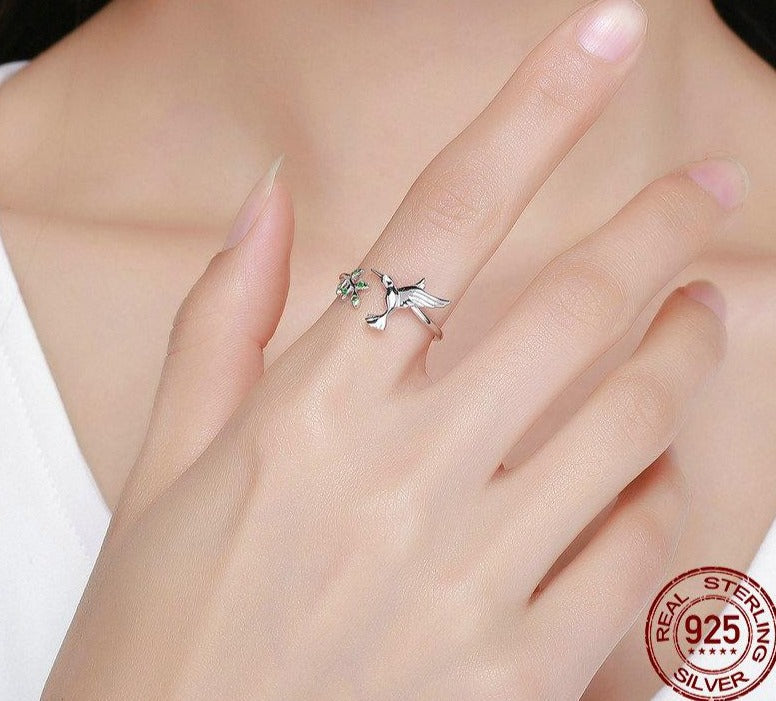 Flying Hummingbird Jewelry Set