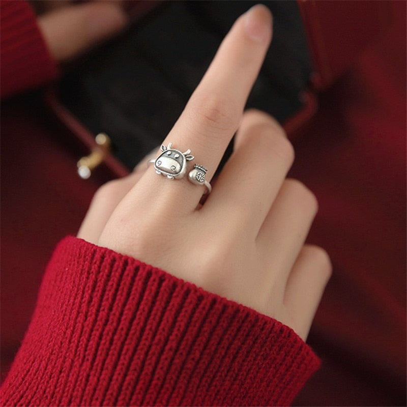 "Moo the milk cow" ring - Style's Bug