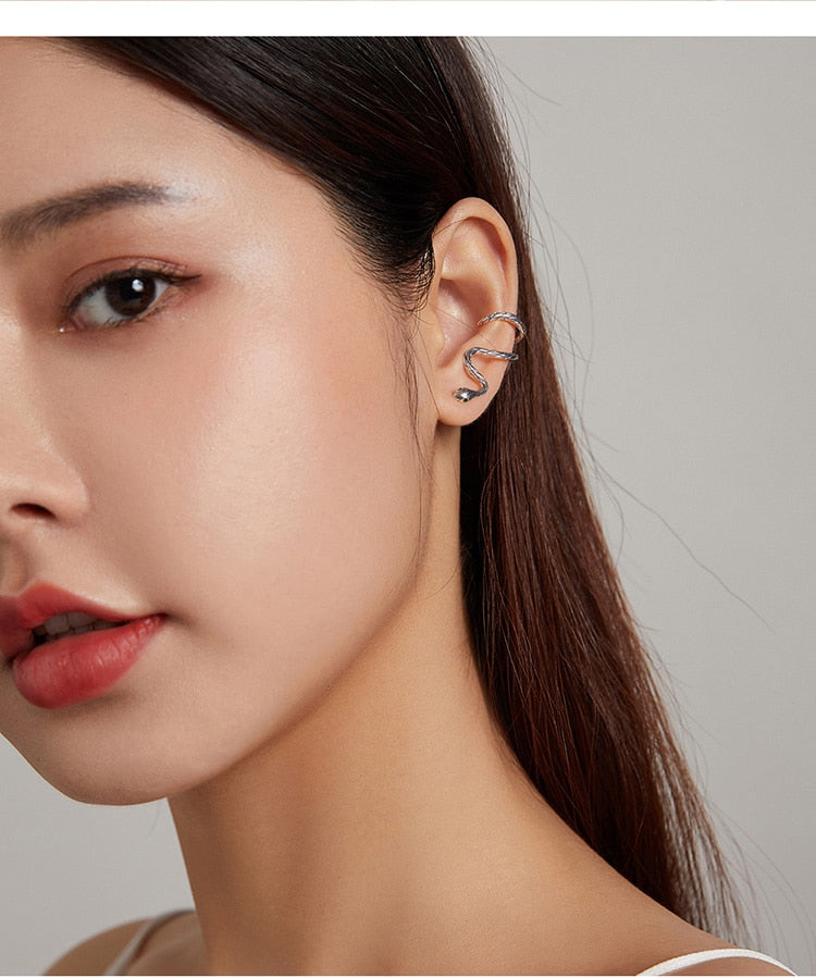 Green eyed Snake ear clip by Style's Bug - Style's Bug