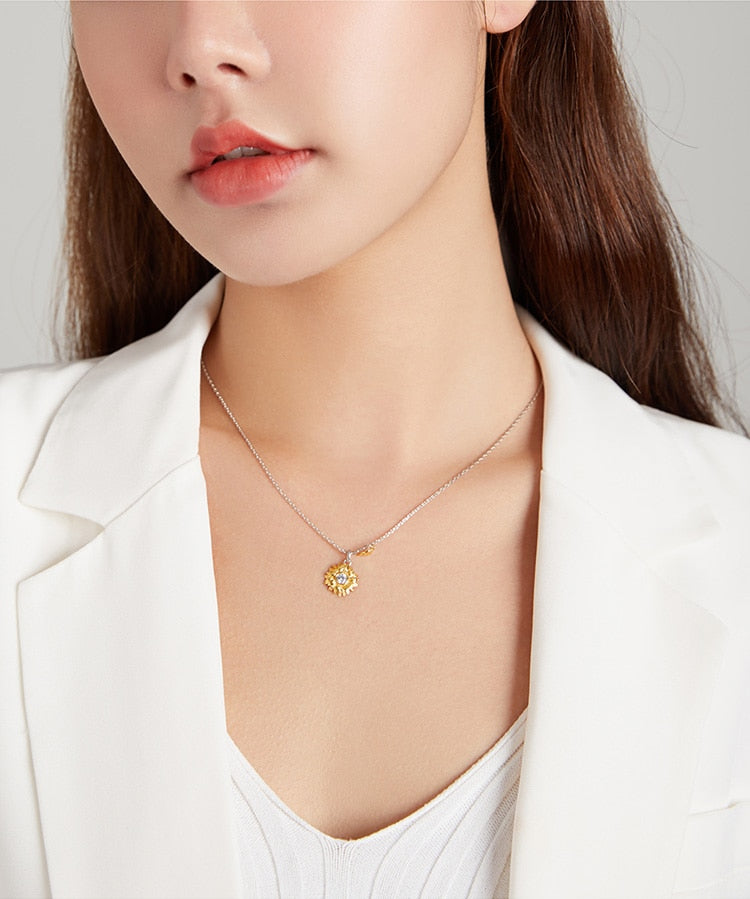 Sunflower necklace by Style's Bug - Style's Bug