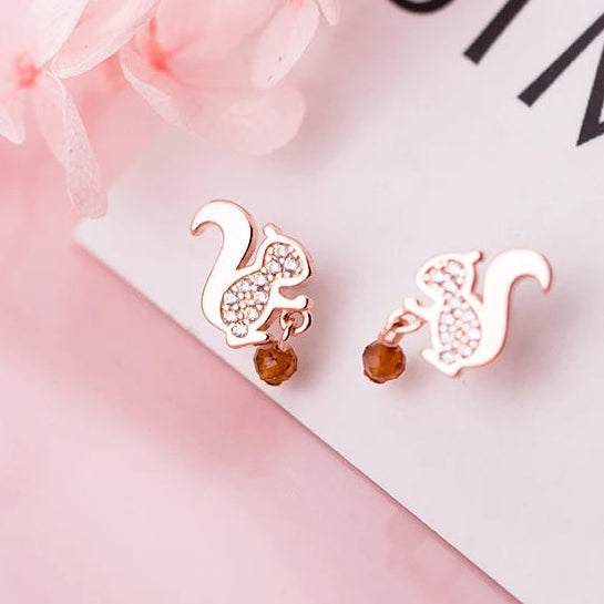 "Squirrel with precious Walnut" Earrings