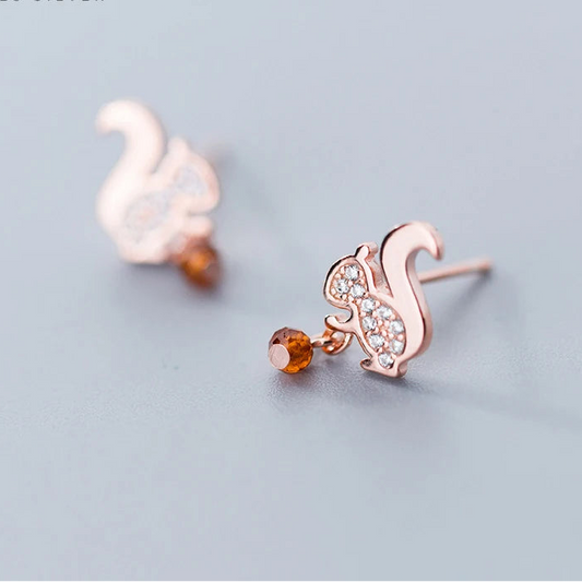 "Squirrel with precious Walnut" Earrings