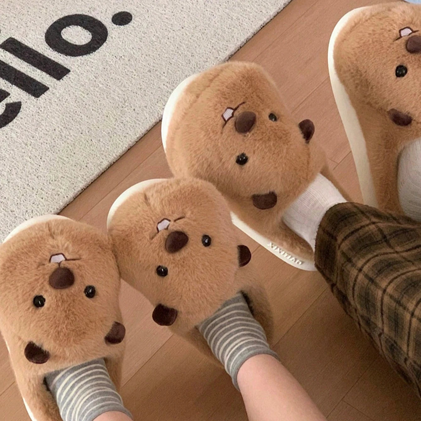 Indoor Cozy Beaver Slippers