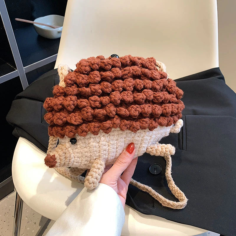Hedgehog Woven Shoulder Bag