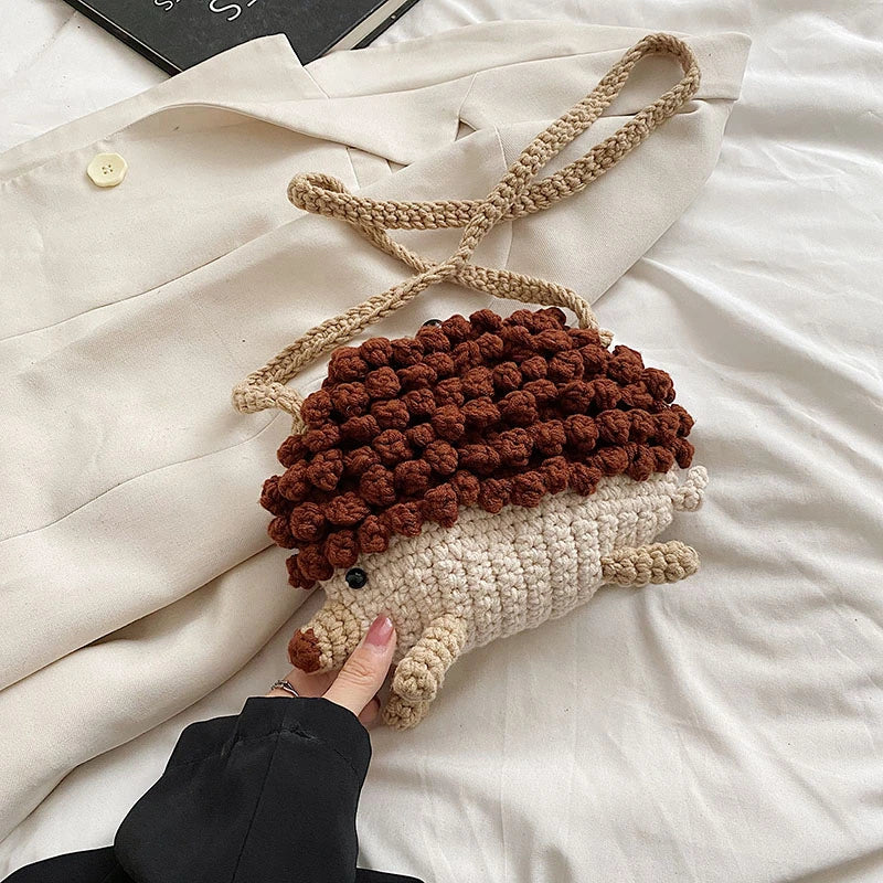 Hedgehog Woven Shoulder Bag