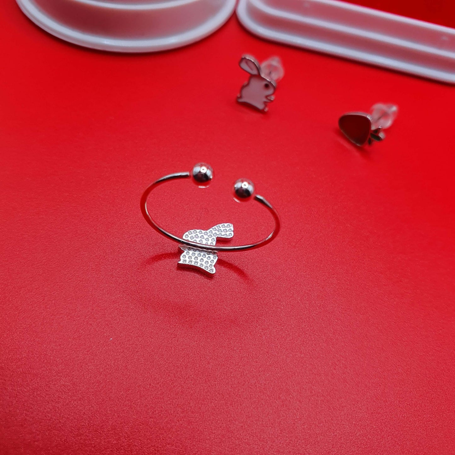 Rabbit Runway Bliss ring