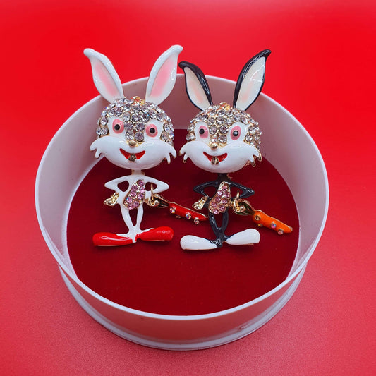 'Lunatic Rabbit Twins' brooches - Style's Bug Gray + White (10% OFF)