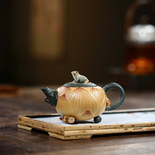 "Frog on the Lotus" Handmade Purple clay Teapot - Style's Bug 180 ml