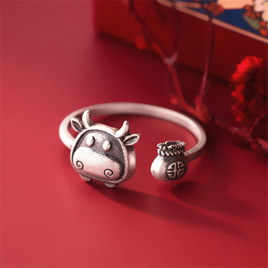"Moo the milk cow" ring - Style's Bug